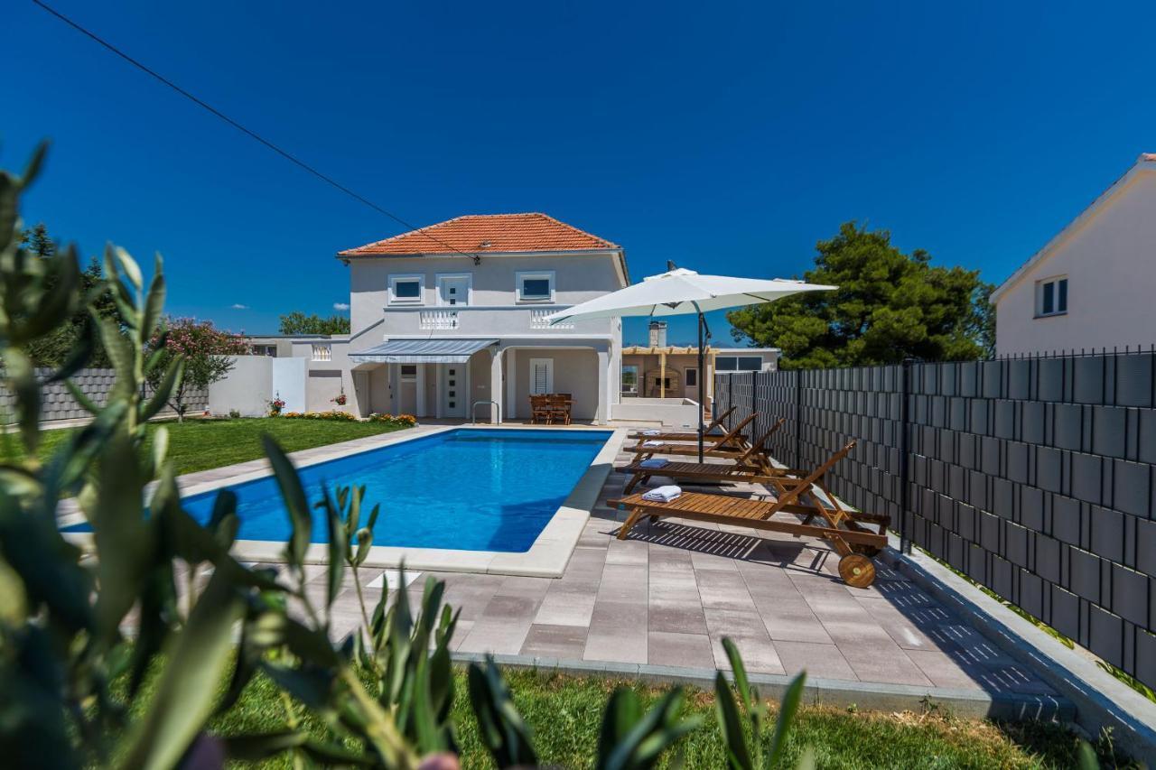 Kristina Holiday Home With Private Swimmingpool Visocane Экстерьер фото