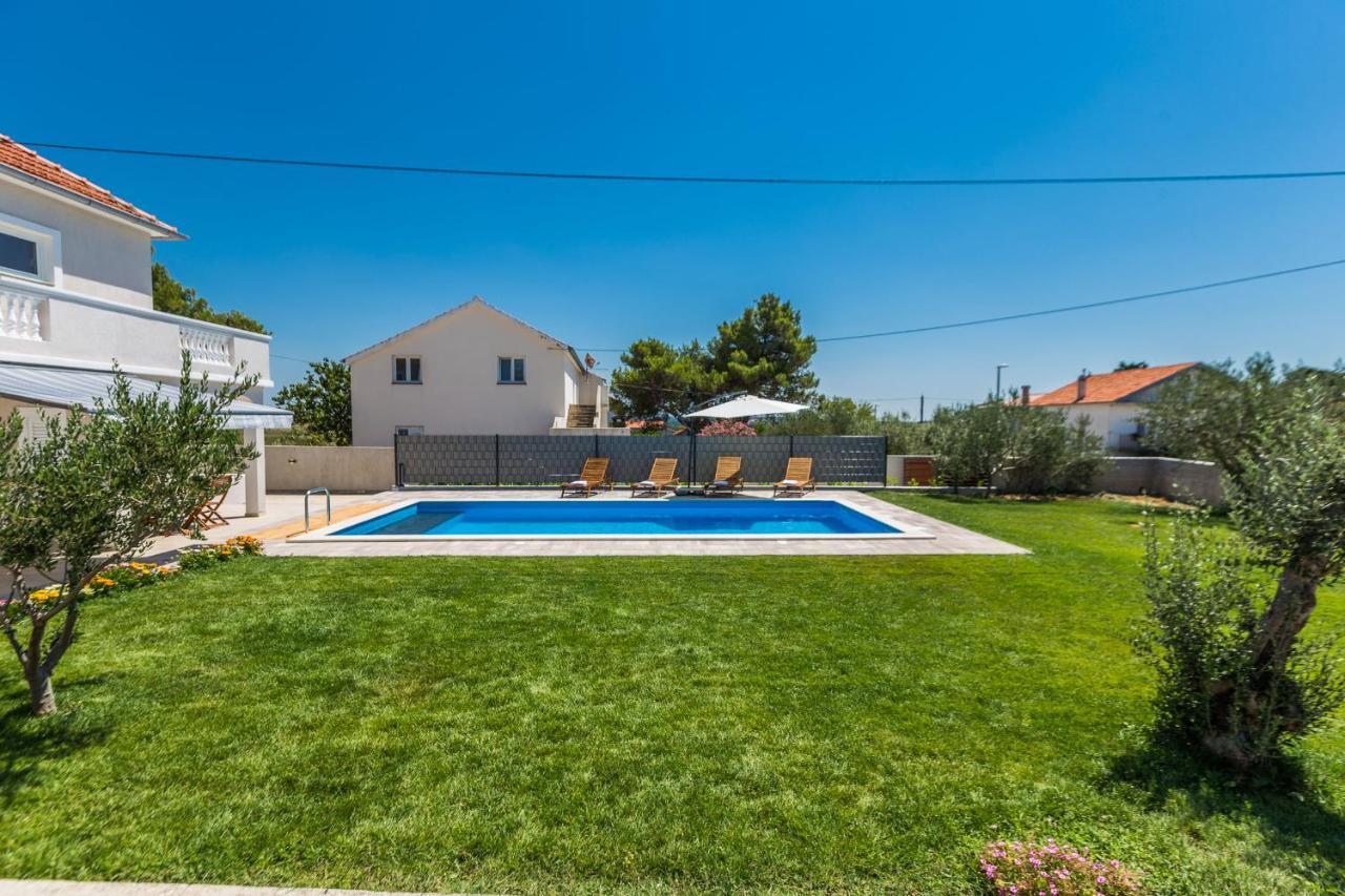 Kristina Holiday Home With Private Swimmingpool Visocane Экстерьер фото