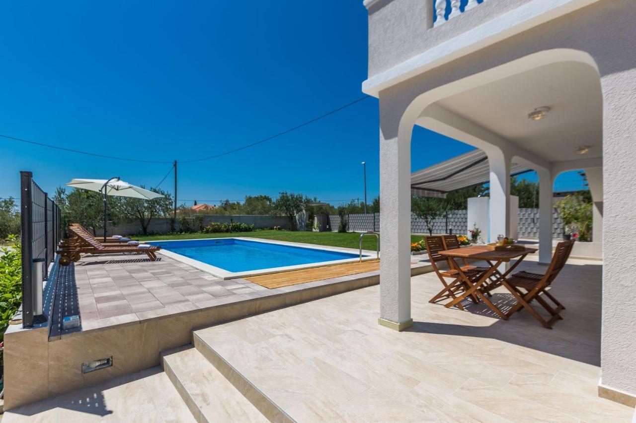 Kristina Holiday Home With Private Swimmingpool Visocane Экстерьер фото