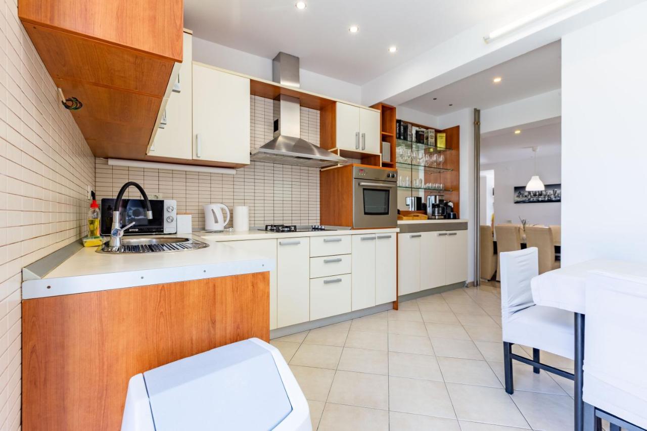 Kristina Holiday Home With Private Swimmingpool Visocane Экстерьер фото