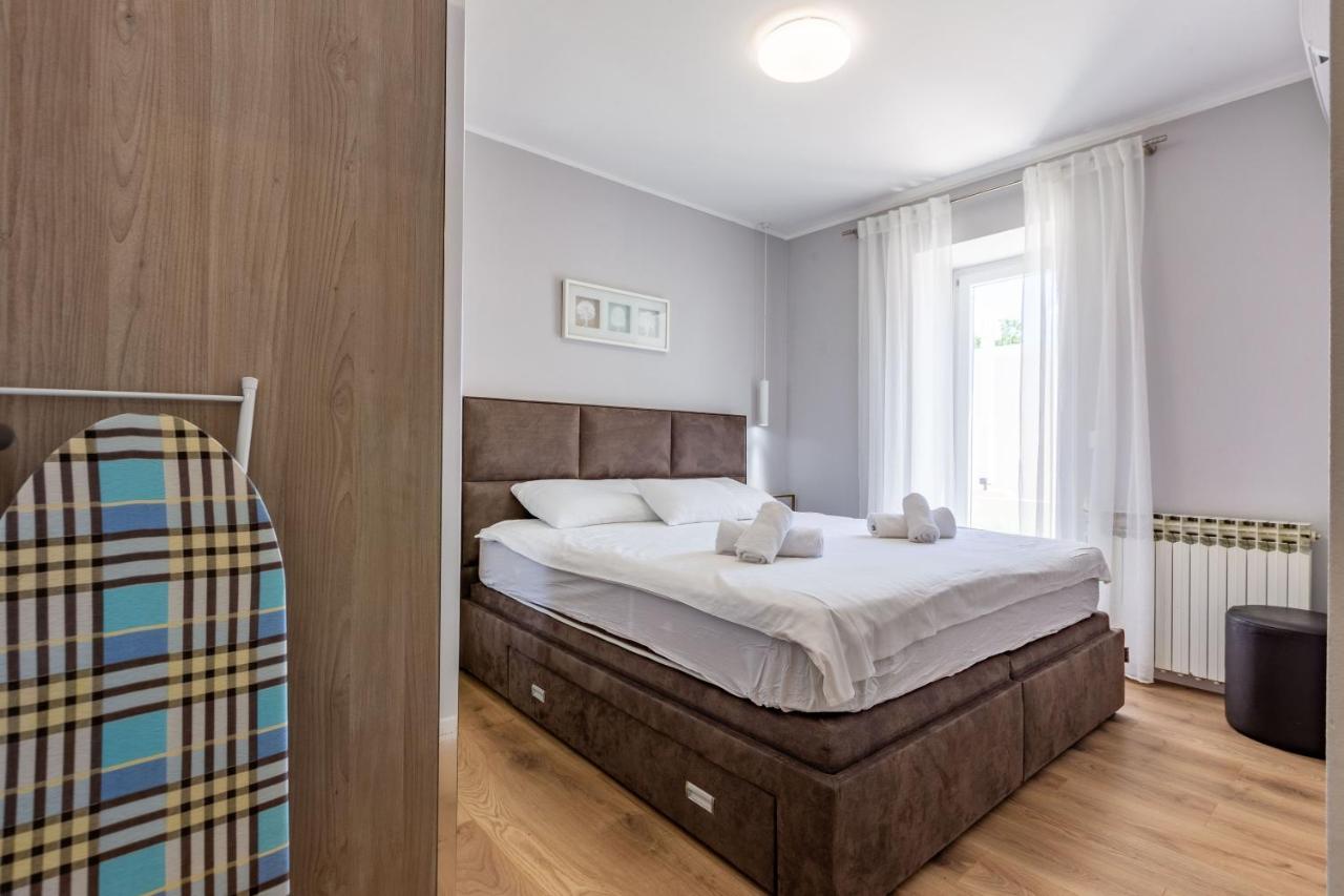 Kristina Holiday Home With Private Swimmingpool Visocane Экстерьер фото