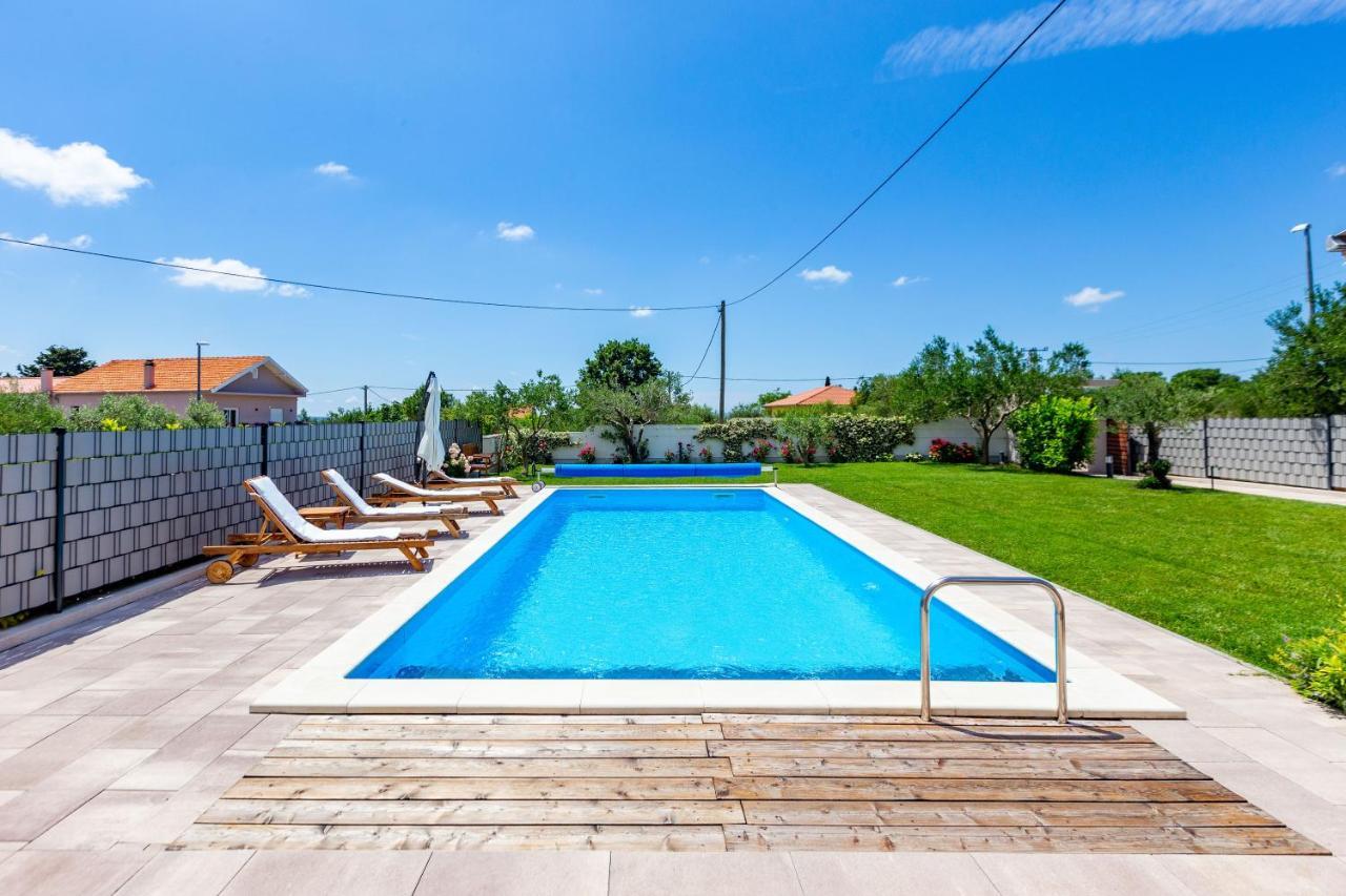 Kristina Holiday Home With Private Swimmingpool Visocane Экстерьер фото